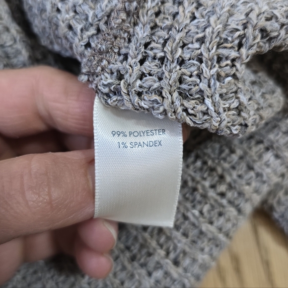 BKE Grey Beige Cropped Knit Button Up Sweater Cardigan Oversized Small - Picture 6 of 10